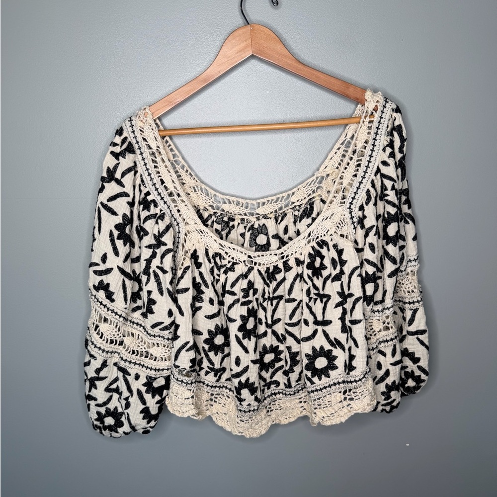 Free People Black and Cream Floral Blouse - Picture 3 of 12